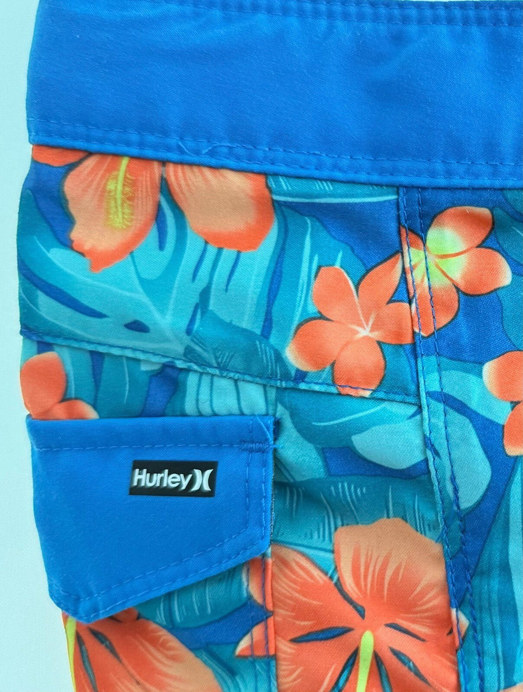 Boys Swim Shorts, Blue, Hawaiian style floral. by Hurley Size 4 - SkyWaves