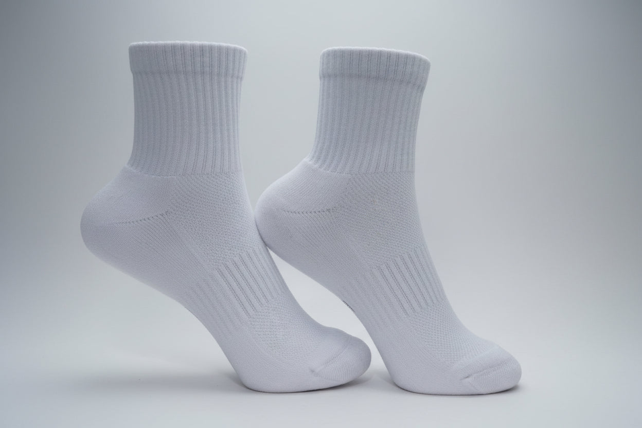Cotton Crew Socks - White - Coolmax Technology - SkyWaves