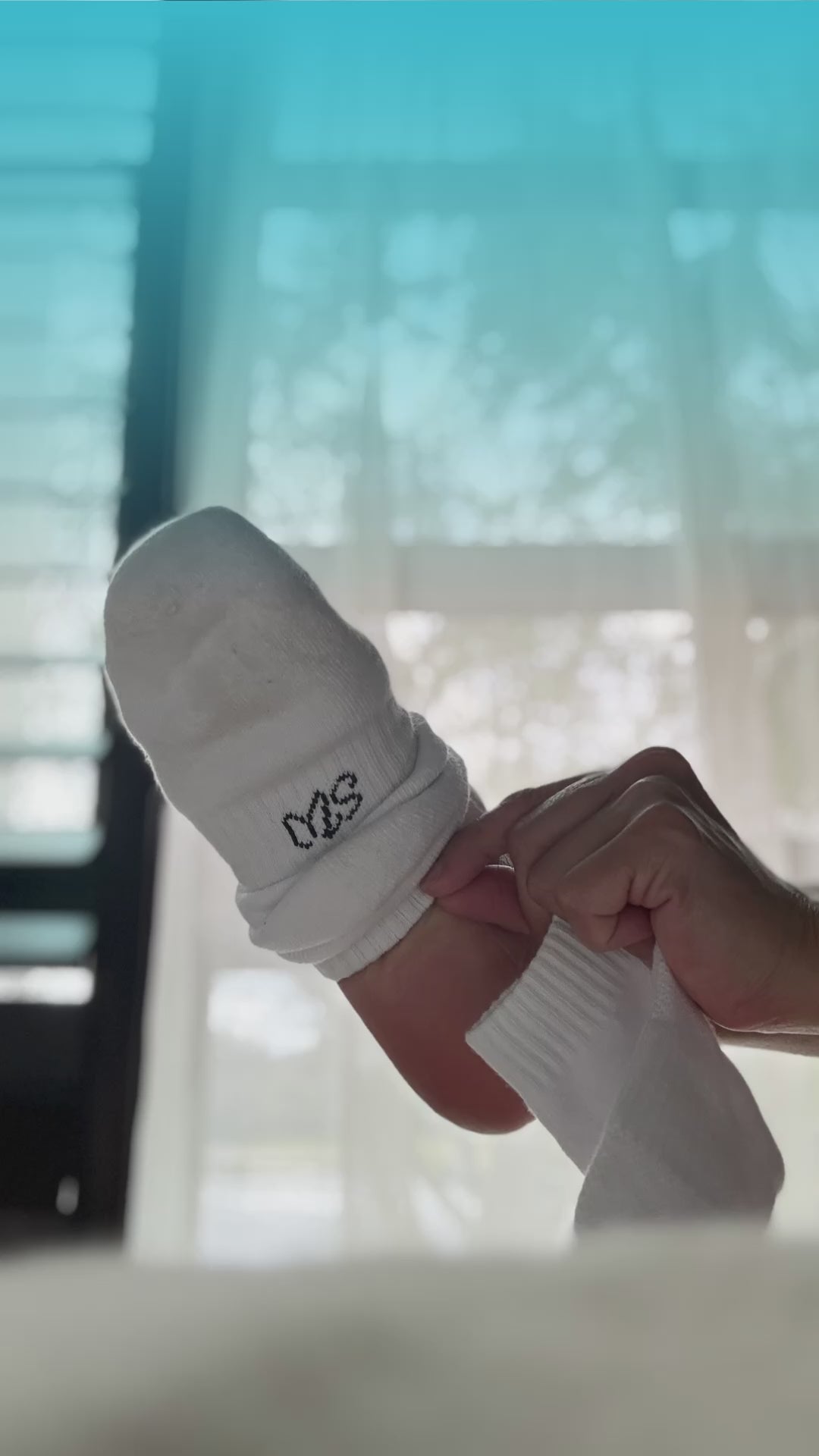 Cotton Crew Socks 3-Pack - White SkyWaves©